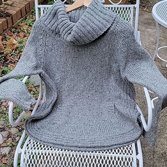 Cynthia Rowley Chunky Thick Cowl Neck Wool Blend Sweater Kangaroo Pocket Sz L - Picture 3 of 12